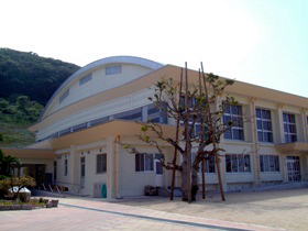 長島中学校体育館